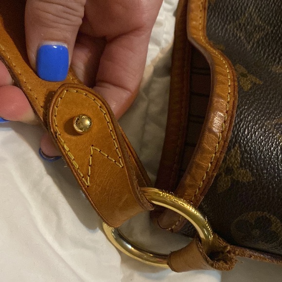 Louis Vuitton Delightful Pm Monogram - Picture 9 of 12